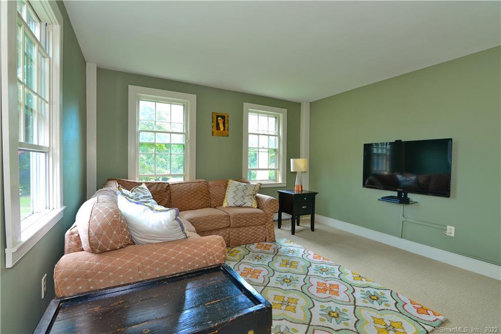 844 Wrights Crossing Road Pomfret CT 06259