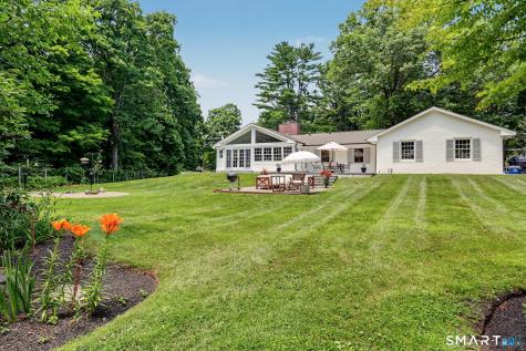585 Hoydens Lane Fairfield CT 06824