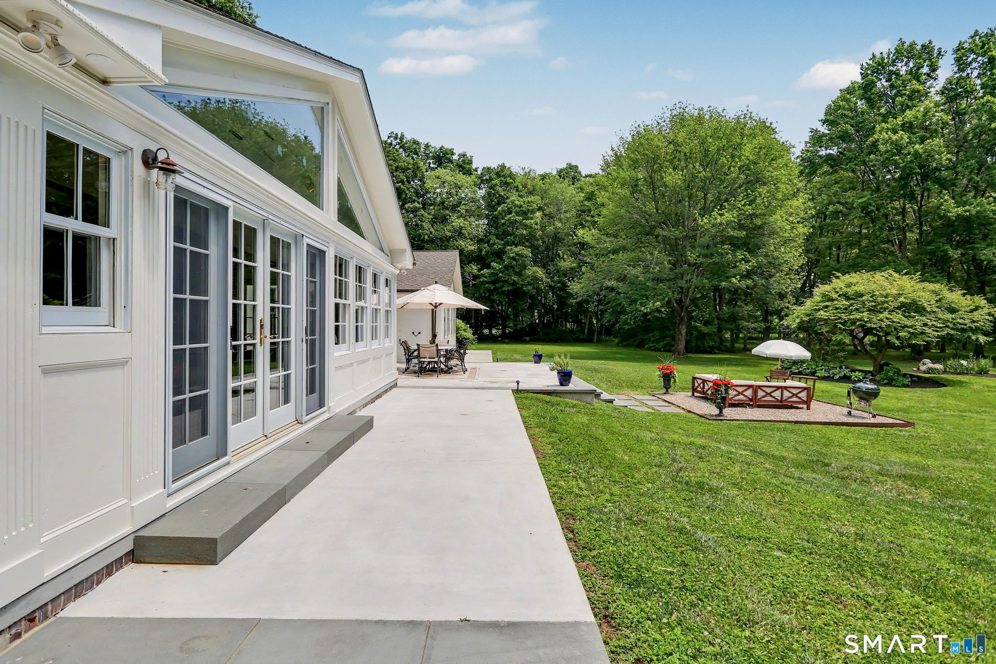 585 Hoydens Lane Fairfield CT 06824