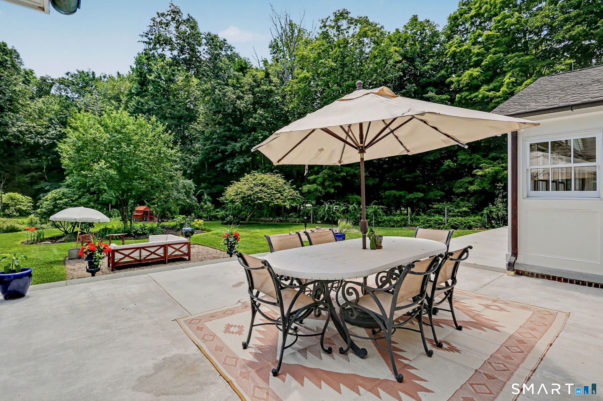 585 Hoydens Lane Fairfield CT 06824