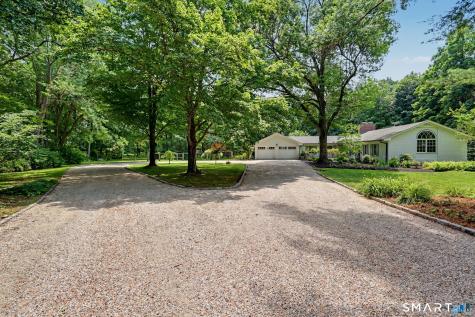 585 Hoydens Lane Fairfield CT 06824