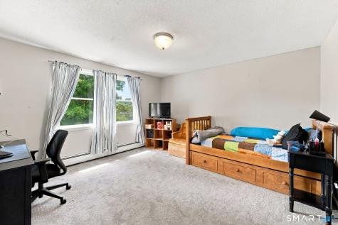 109 Boylston Street Newington CT 06111