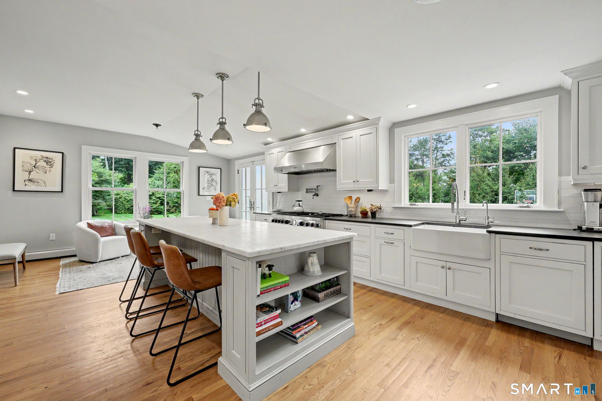 1074 Sturges Highway Fairfield CT 06880
