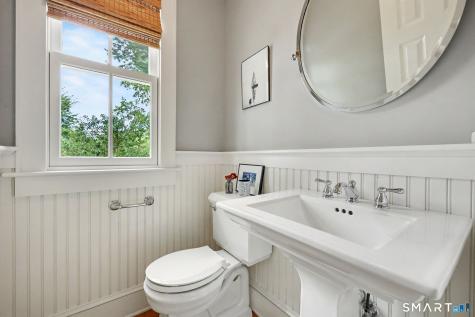 1074 Sturges Highway Fairfield CT 06880