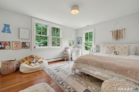 1074 Sturges Highway Fairfield CT 06880