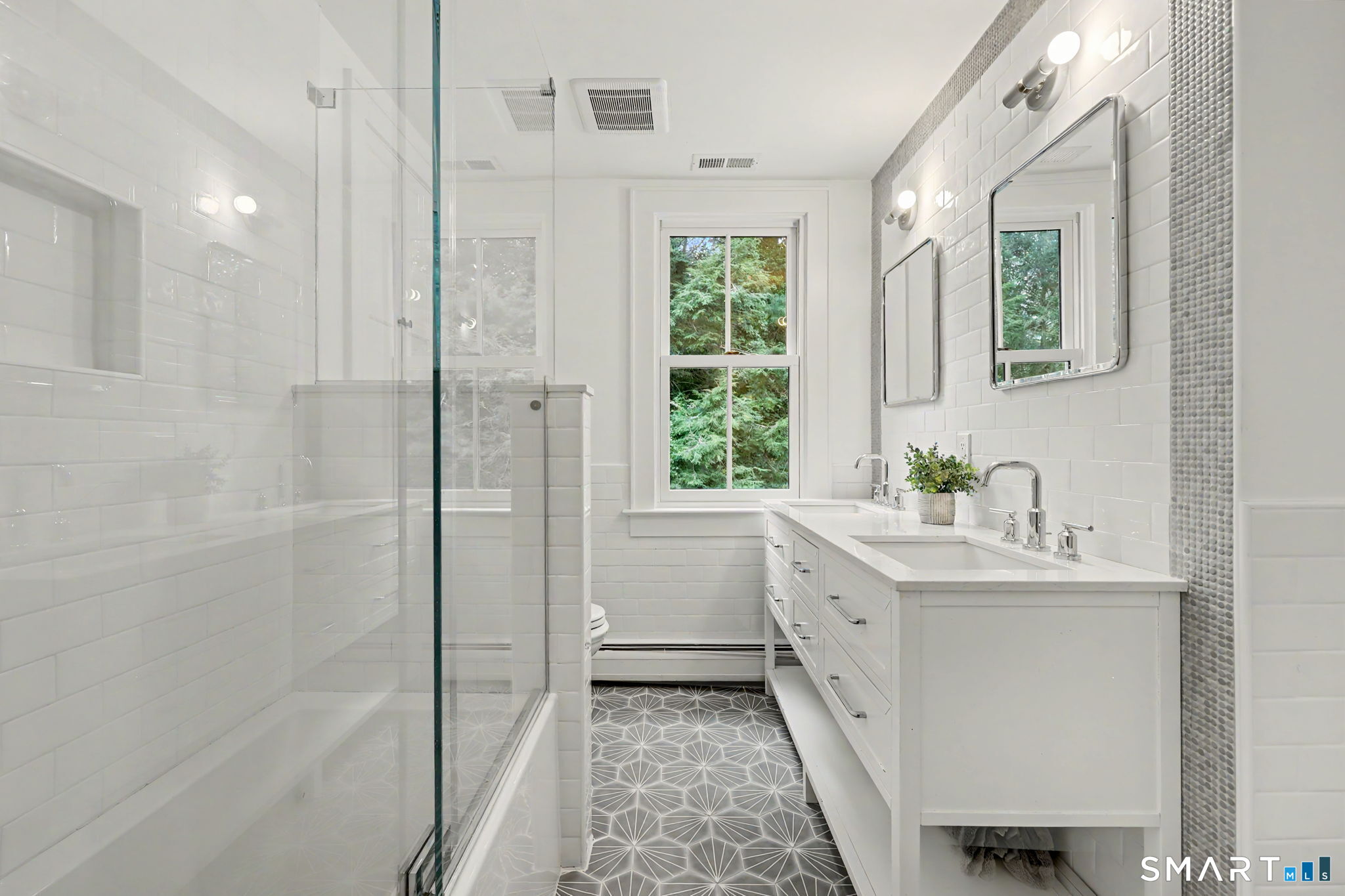 1074 Sturges Highway Fairfield CT 06880