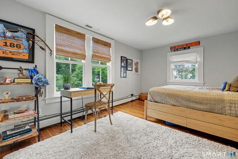 1074 Sturges Highway Fairfield CT 06880