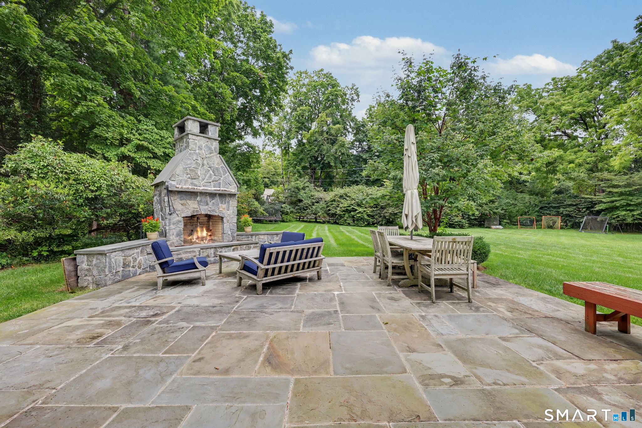 1074 Sturges Highway Fairfield CT 06880