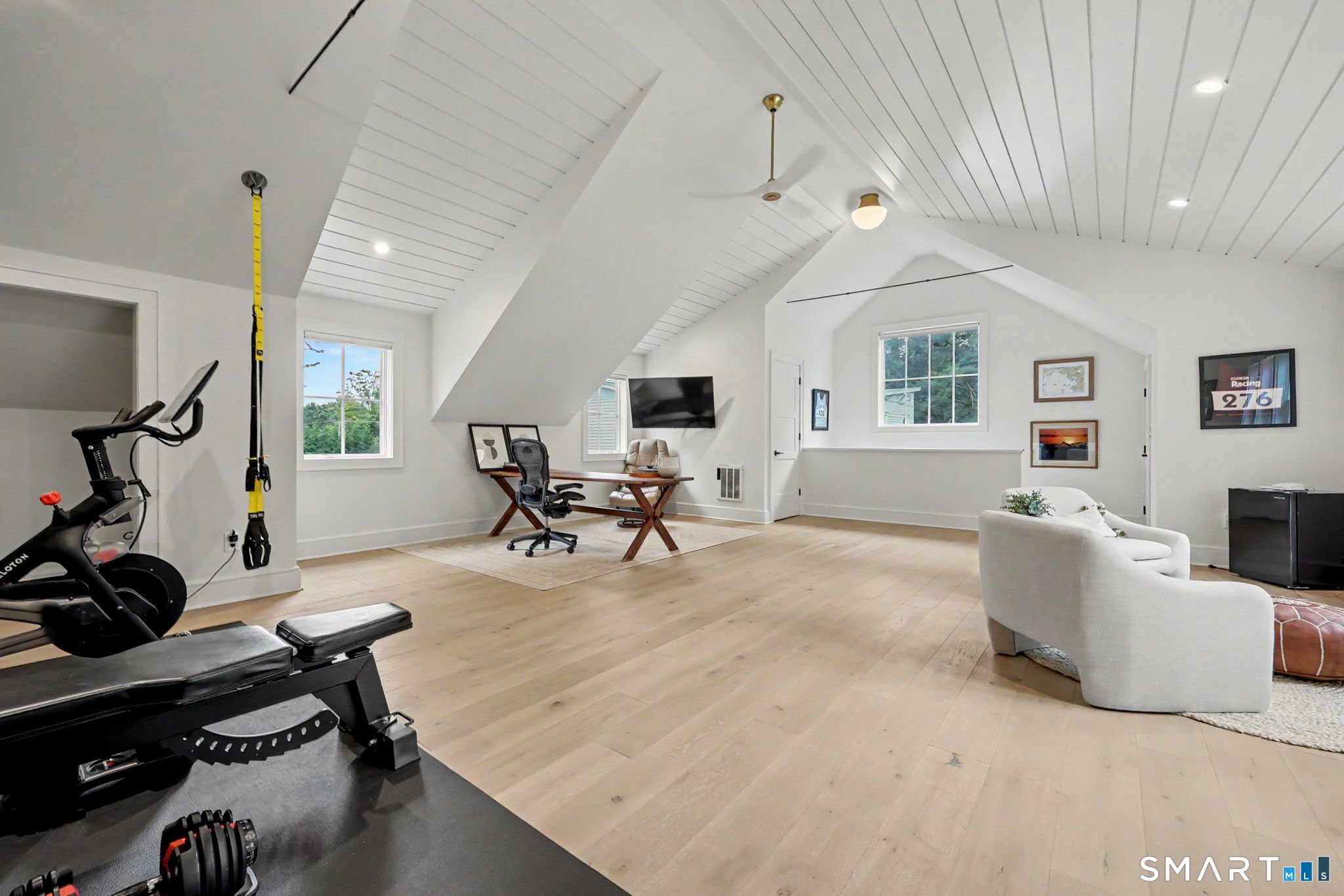 1074 Sturges Highway Fairfield CT 06880
