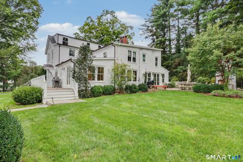 1074 Sturges Highway Fairfield CT 06880