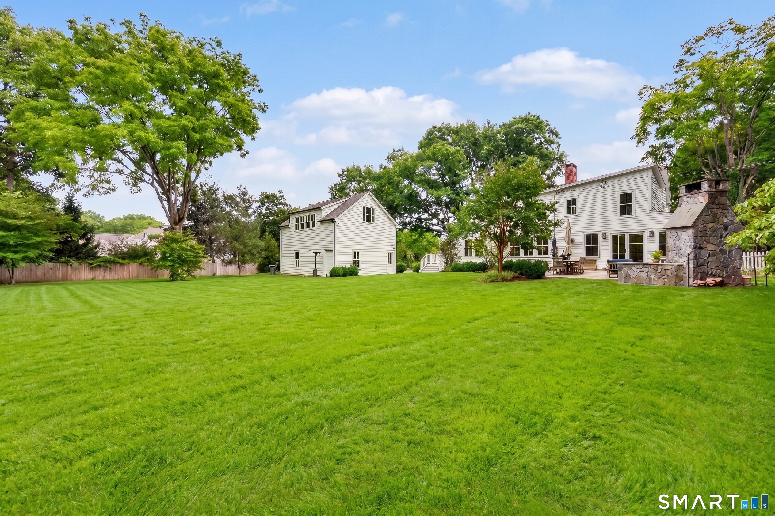 1074 Sturges Highway Fairfield CT 06880