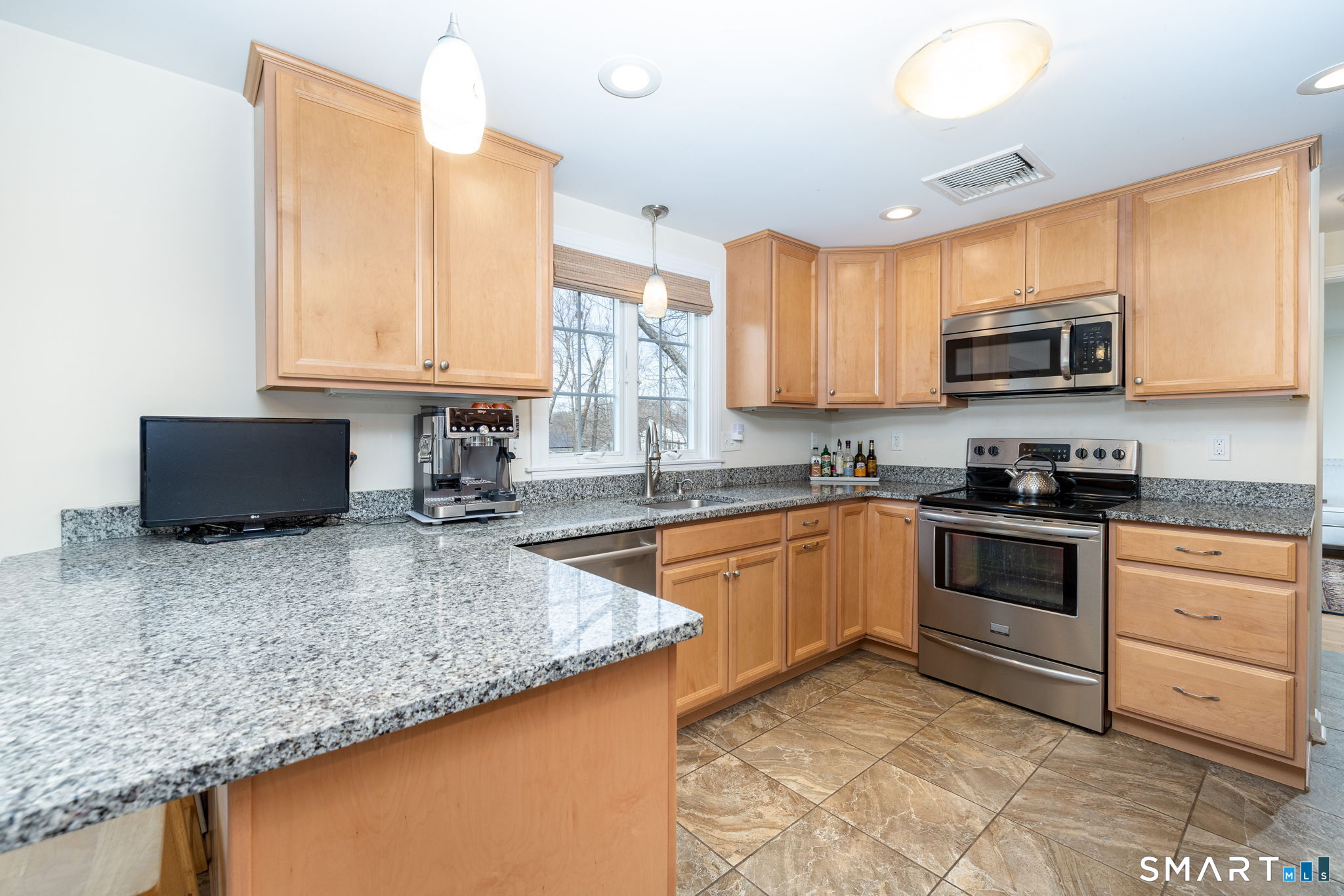 117 Roslyn Drive New Britain CT 06052