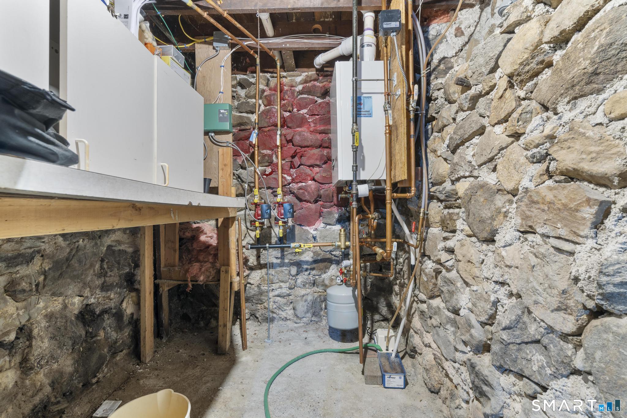 43 Woodvine Avenue Watertown CT 06779
