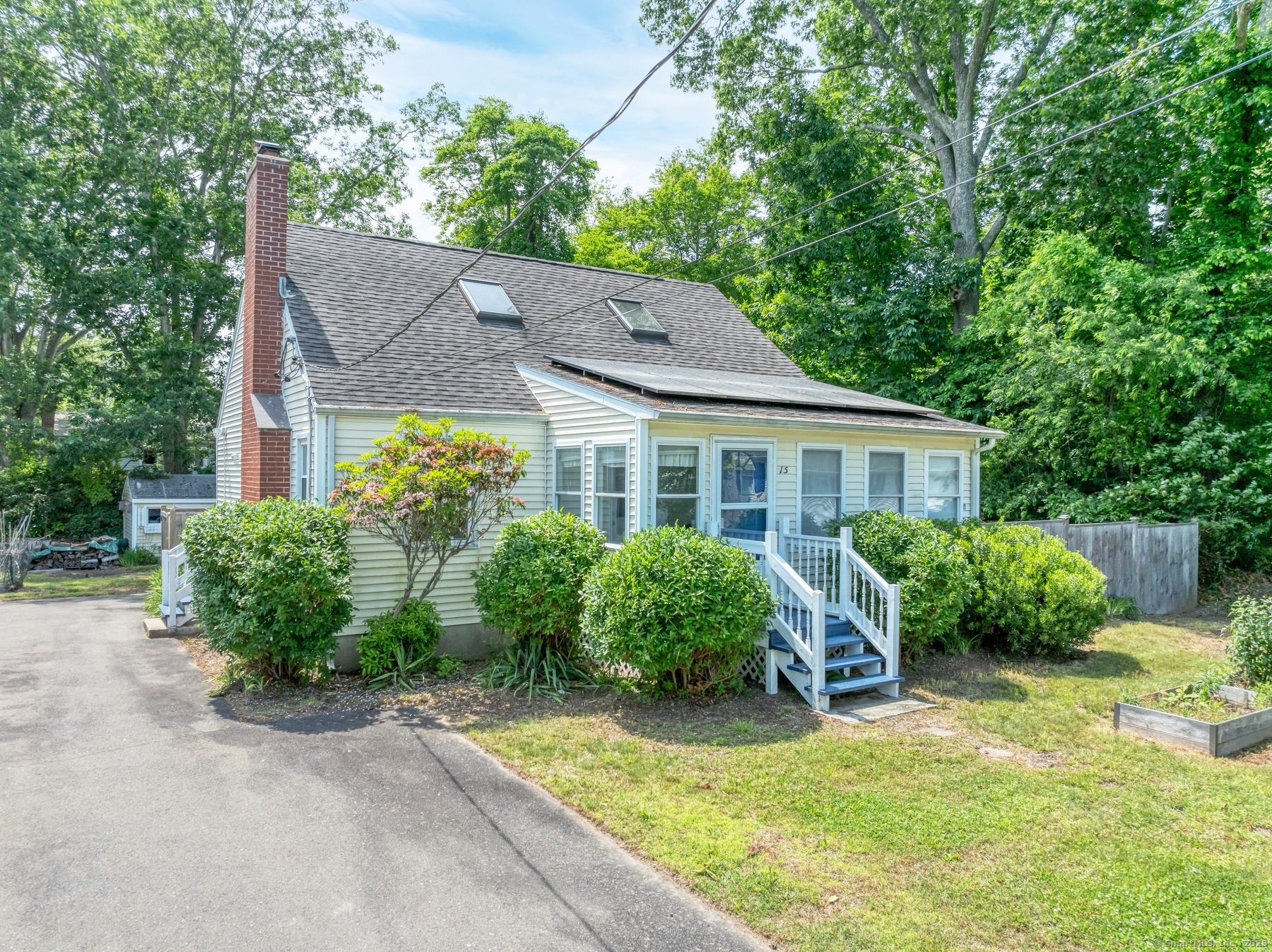 15 Hawks Nest Road Old Lyme CT 06371