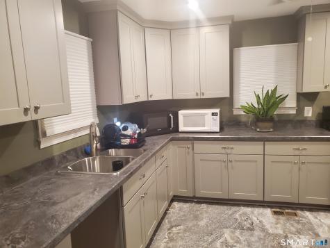 20 Geer Avenue Norwich CT 06360