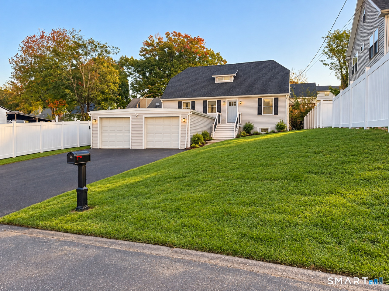 28 Brookside Avenue Bridgeport CT 06606