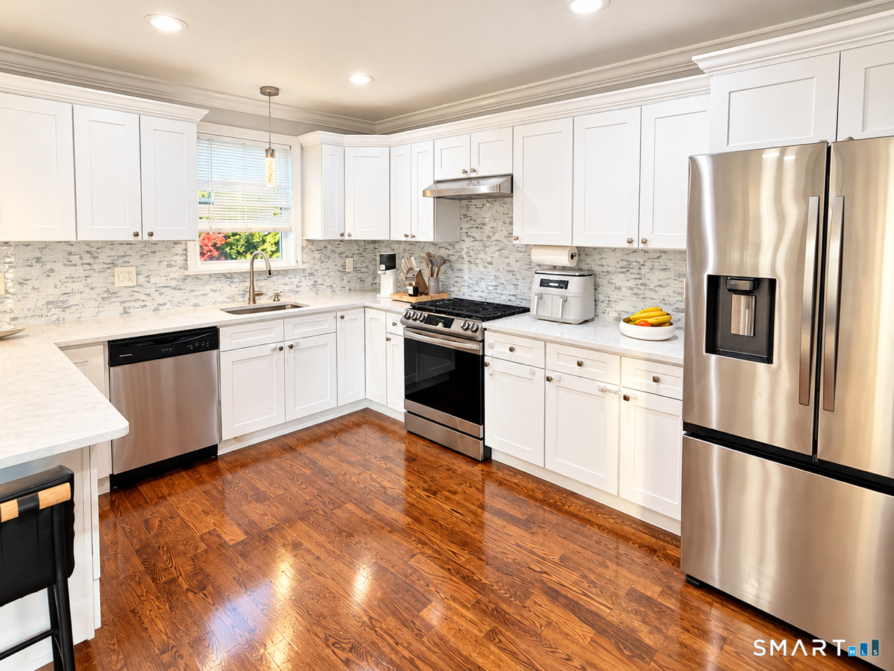 28 Brookside Avenue Bridgeport CT 06606