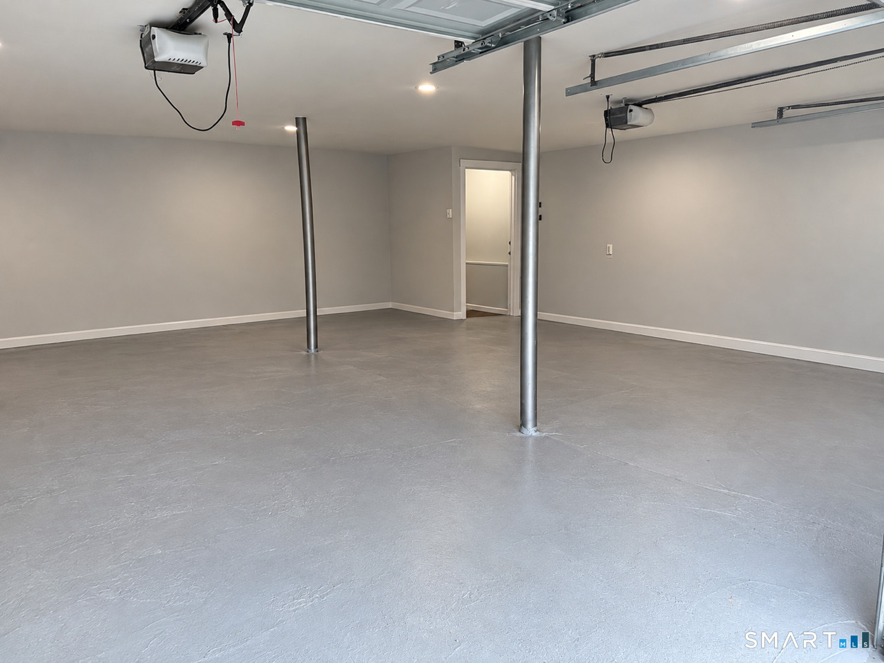 28 Brookside Avenue Bridgeport CT 06606