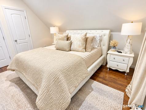 28 Brookside Avenue Bridgeport CT 06606