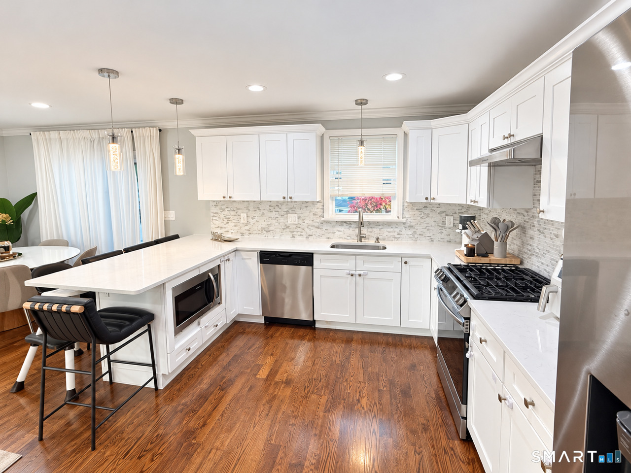 28 Brookside Avenue Bridgeport CT 06606