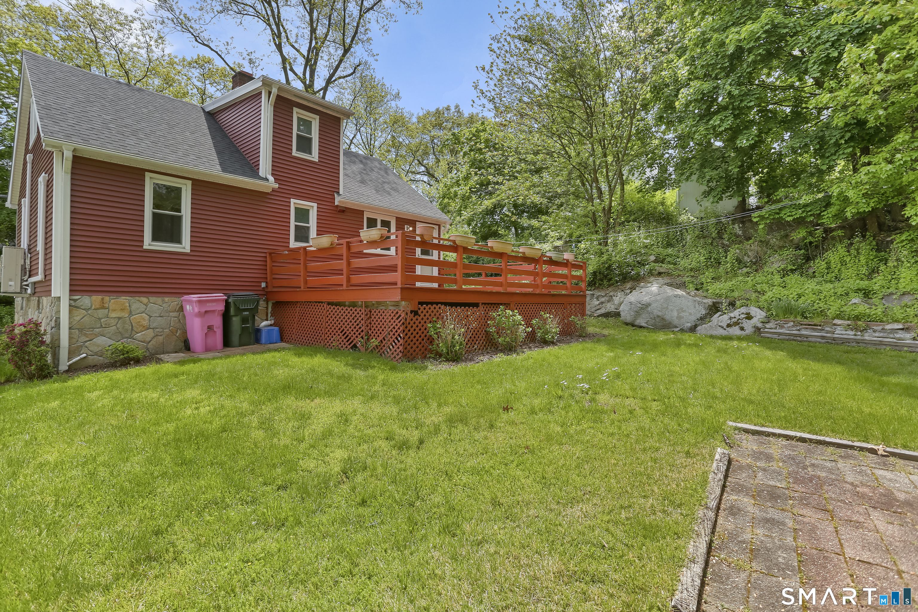 18 Dawn Street Fairfield CT 06824