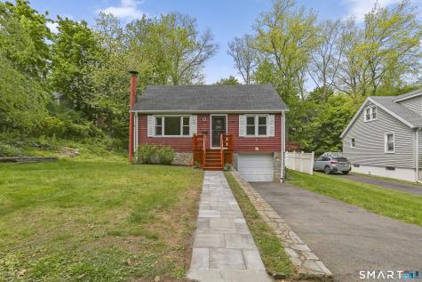18 Dawn Street Fairfield CT 06824