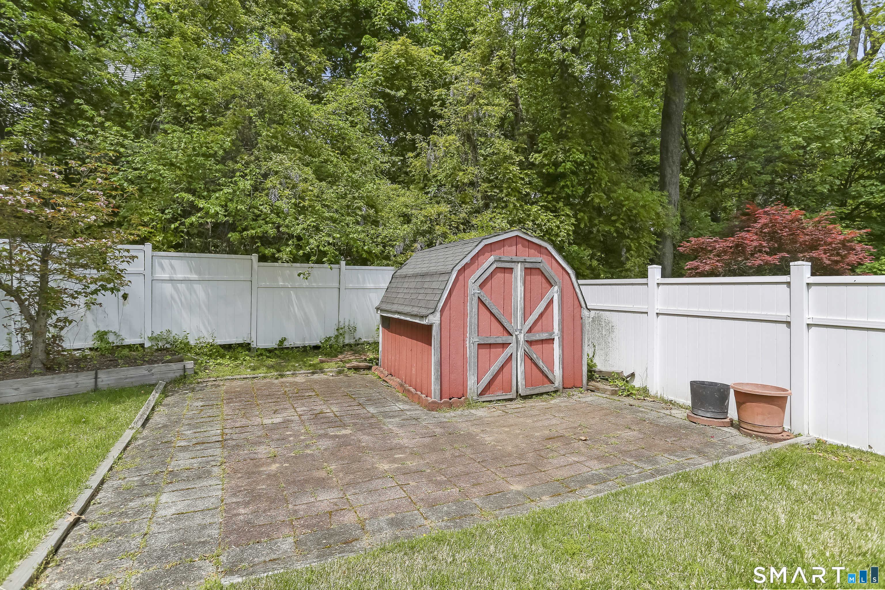 18 Dawn Street Fairfield CT 06824