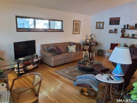 1385 Chopsey Hill Road Bridgeport CT 06606