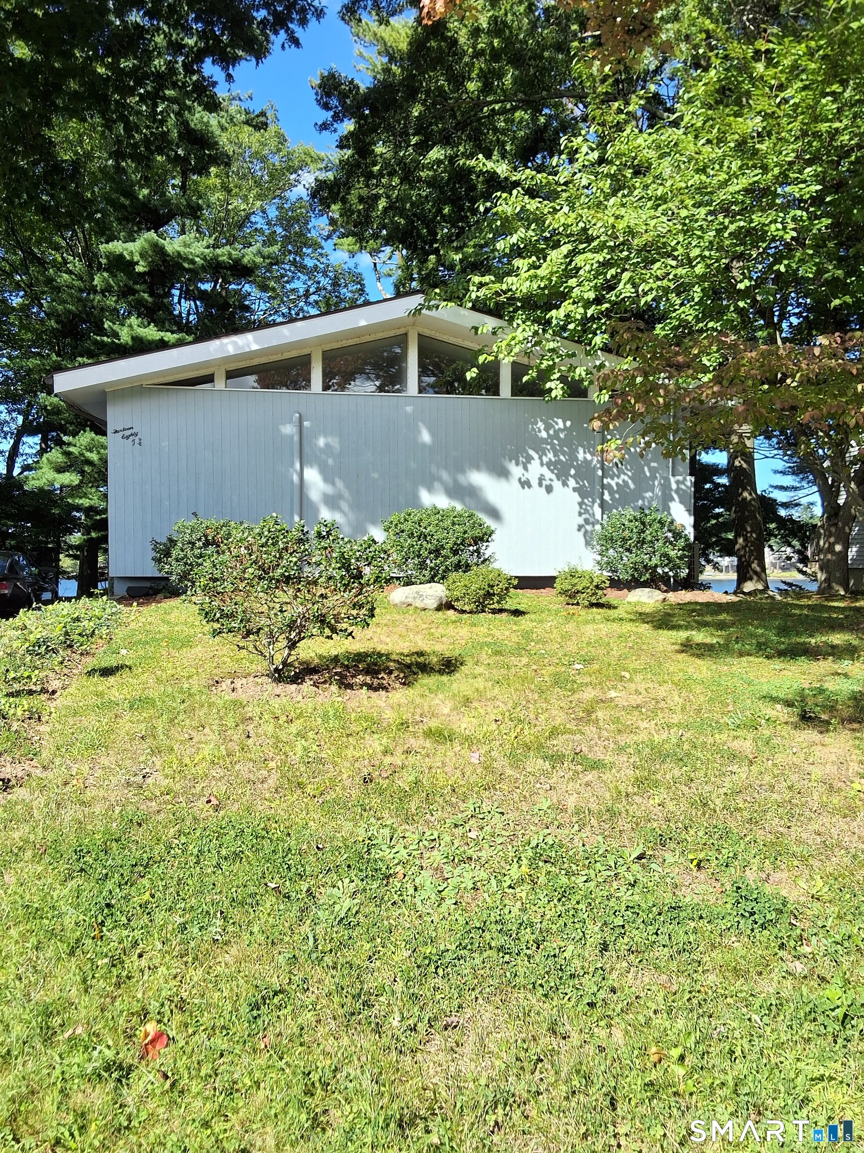 1385 Chopsey Hill Road Bridgeport CT 06606
