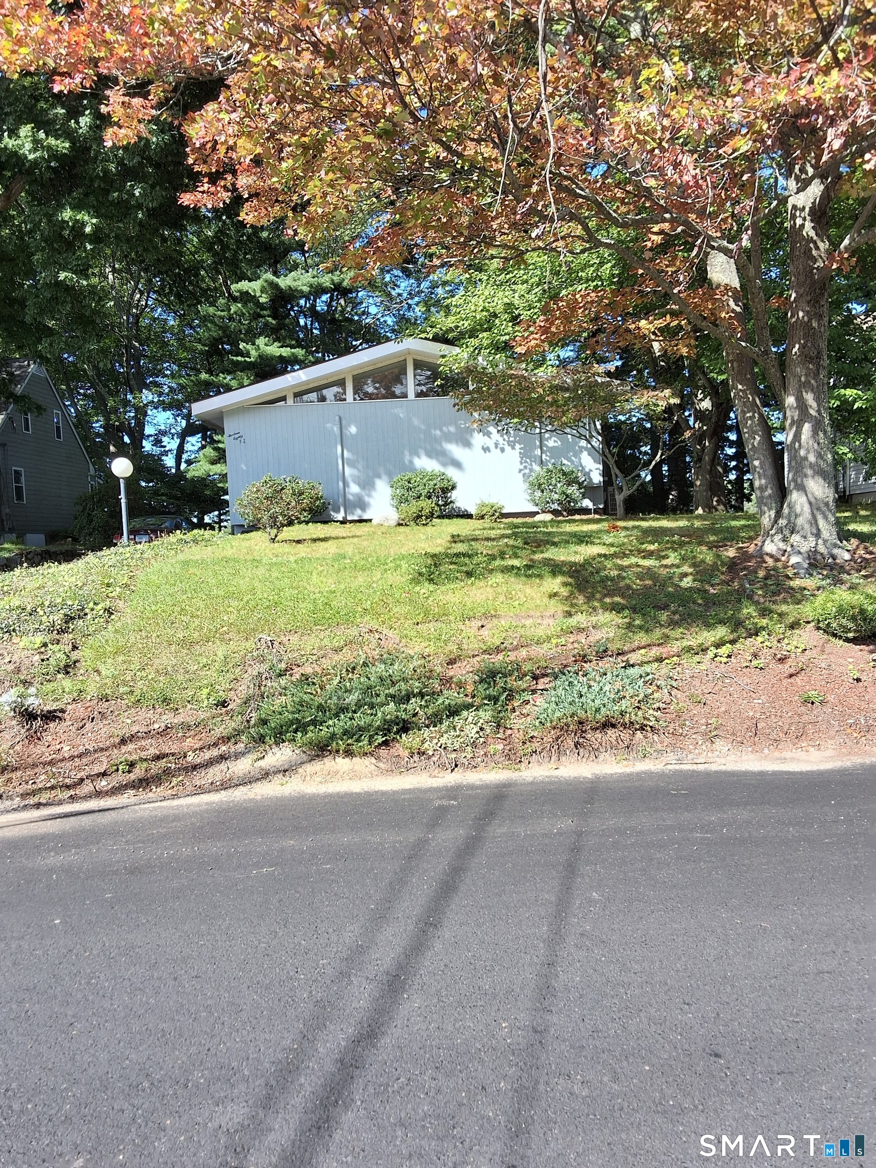 1385 Chopsey Hill Road Bridgeport CT 06606