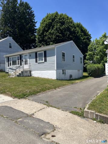 23 Hillview Avenue Waterbury CT 06704