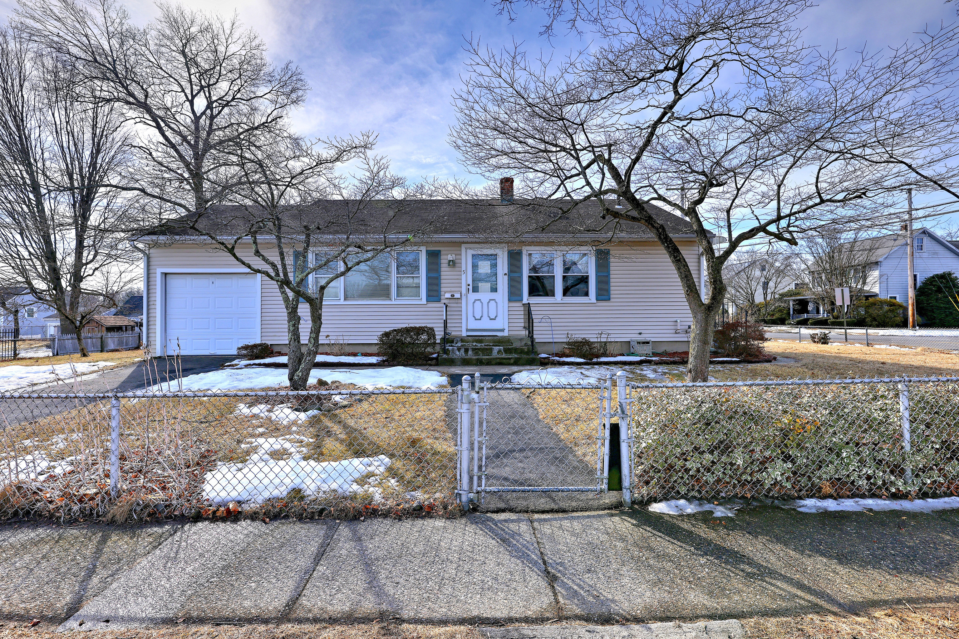 5 Dale Drive Milford CT 06461