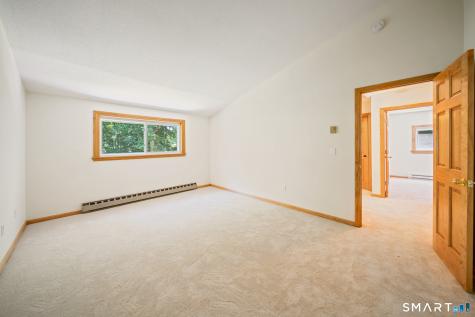 231 Crestwood Drive Naugatuck CT 06770