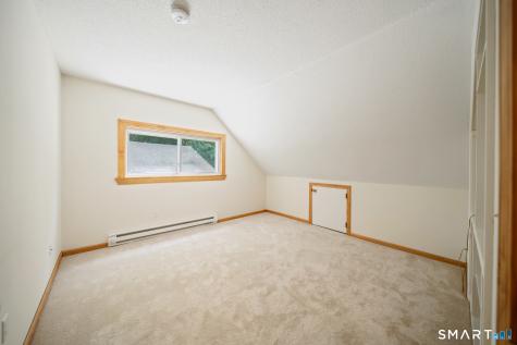 231 Crestwood Drive Naugatuck CT 06770