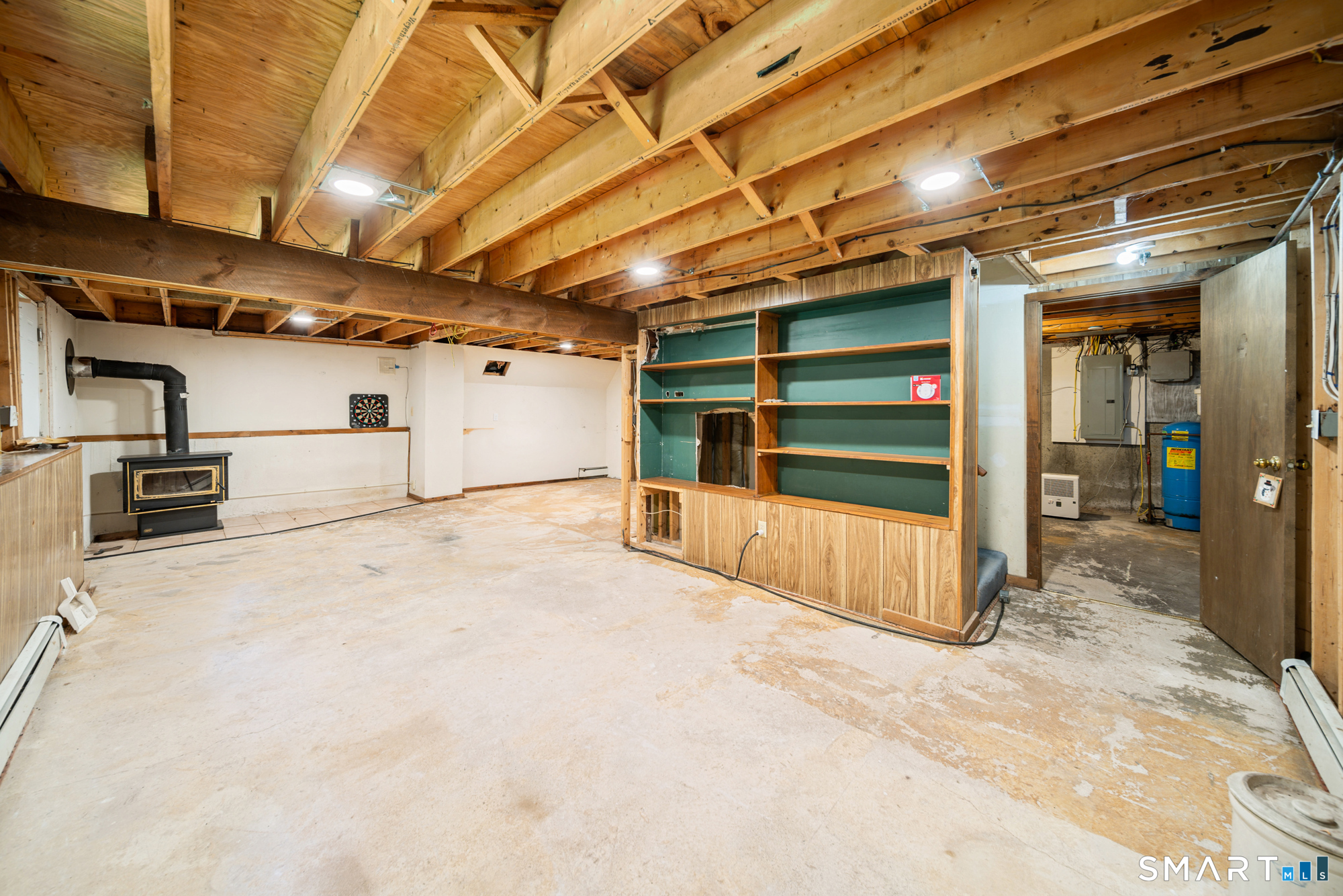 231 Crestwood Drive Naugatuck CT 06770