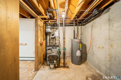 231 Crestwood Drive Naugatuck CT 06770