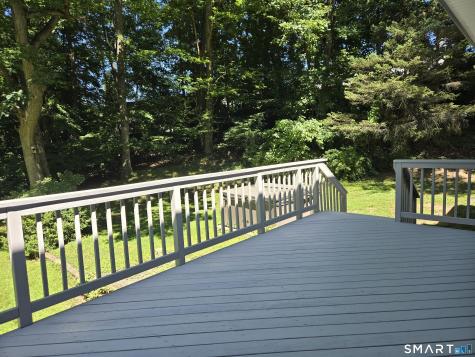 231 Crestwood Drive Naugatuck CT 06770