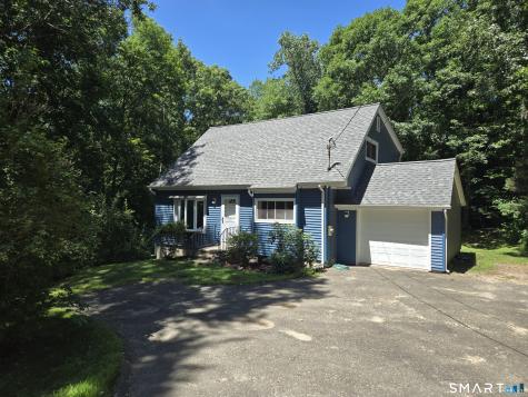 231 Crestwood Drive Naugatuck CT 06770