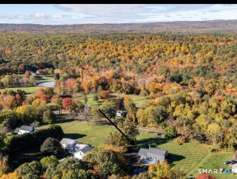 180 Loomis Street Granby CT 06060