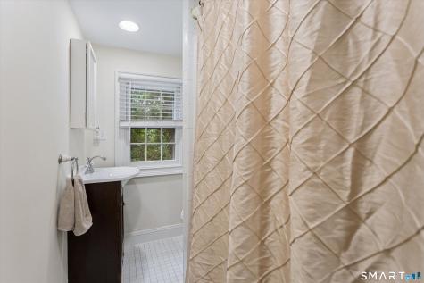 781 Tunxis Hill Road Fairfield CT 06824