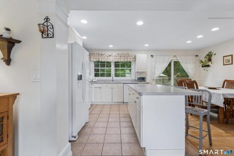 781 Tunxis Hill Road Fairfield CT 06824