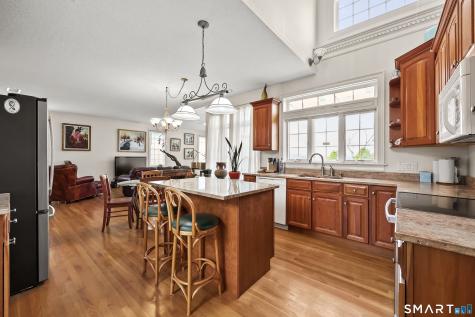 87 Wanda Lane Middletown CT 06457
