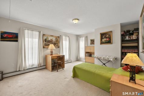 87 Wanda Lane Middletown CT 06457