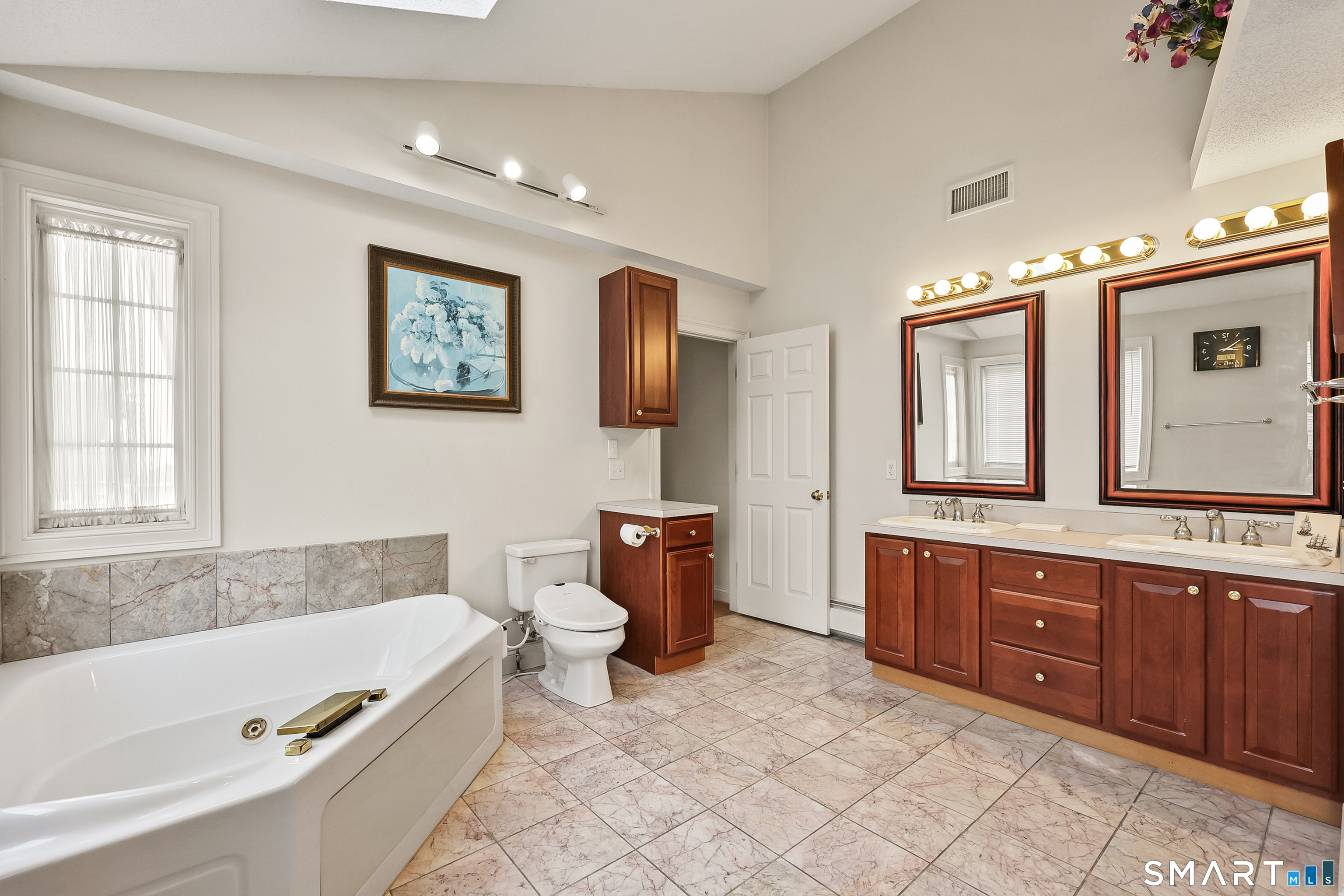 87 Wanda Lane Middletown CT 06457