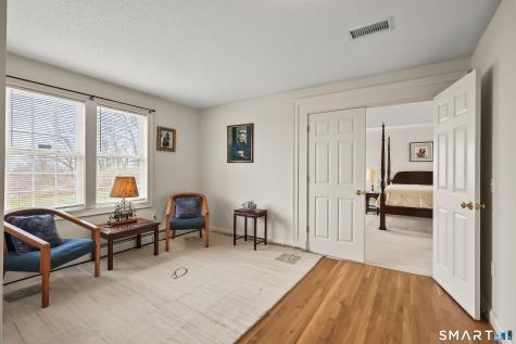 87 Wanda Lane Middletown CT 06457