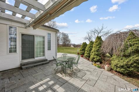87 Wanda Lane Middletown CT 06457
