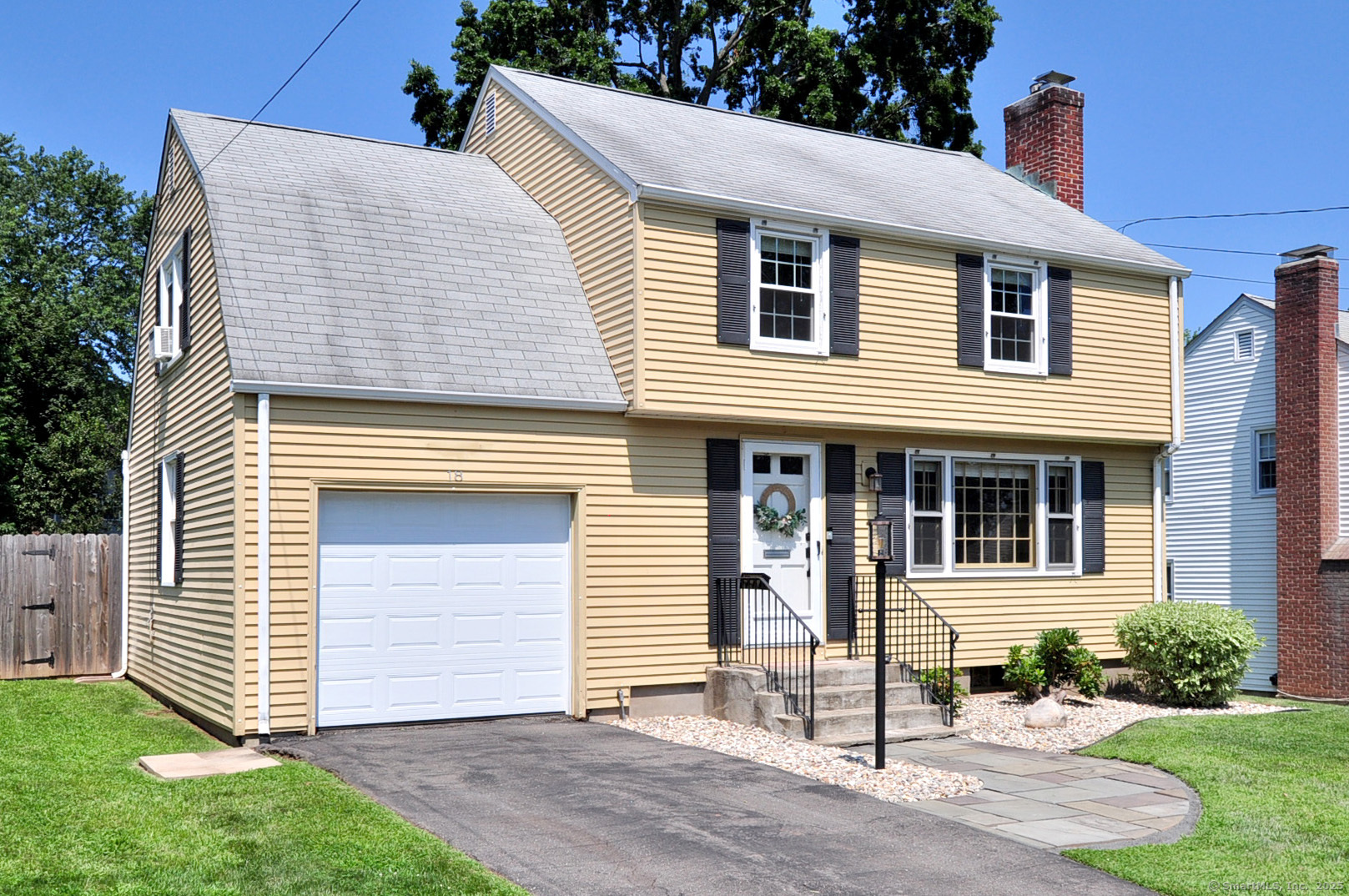 18 Greystone Road West Hartford CT 06107