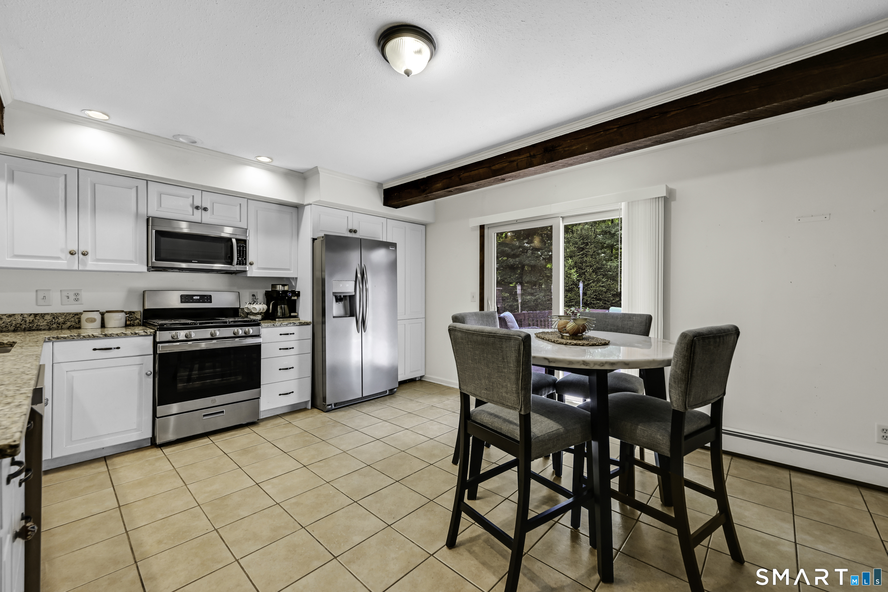 75 Great Ring Road Newtown CT 06482