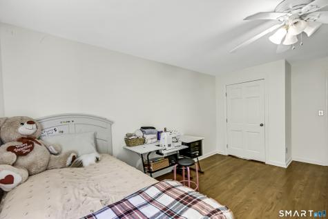 75 Great Ring Road Newtown CT 06482