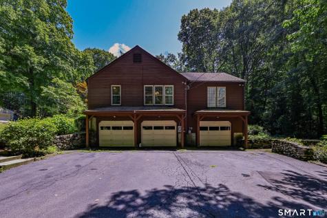 75 Great Ring Road Newtown CT 06482